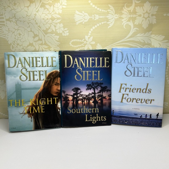 Danielle Steel Book Lot - Picture 1 of 6